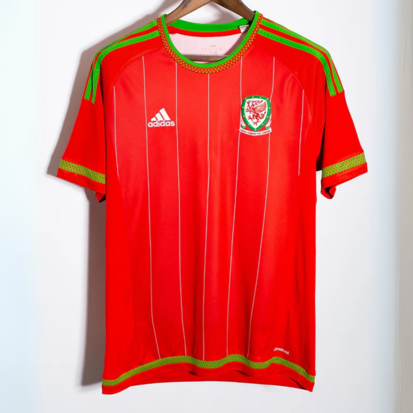 Retro Wales Home Shirt 2015/16