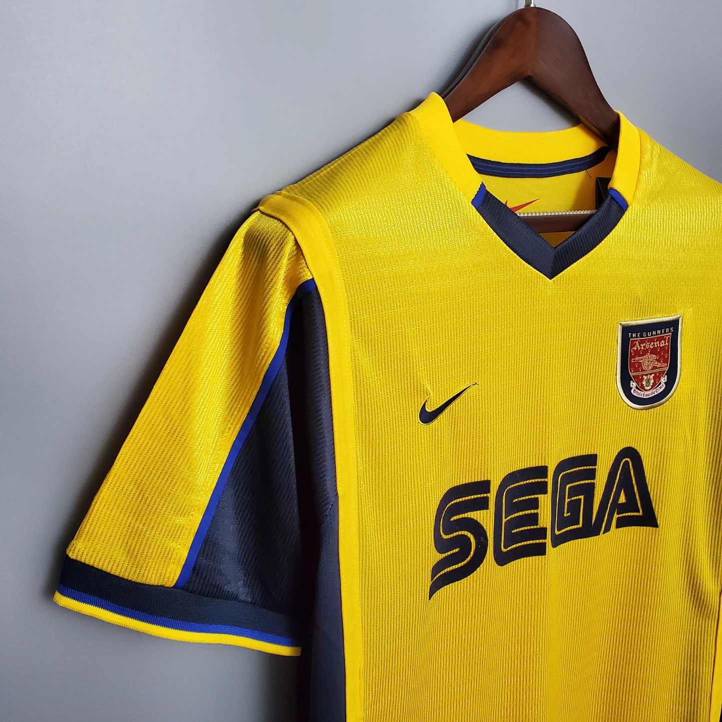 Retro Arsenal Away Shirt 1999/00