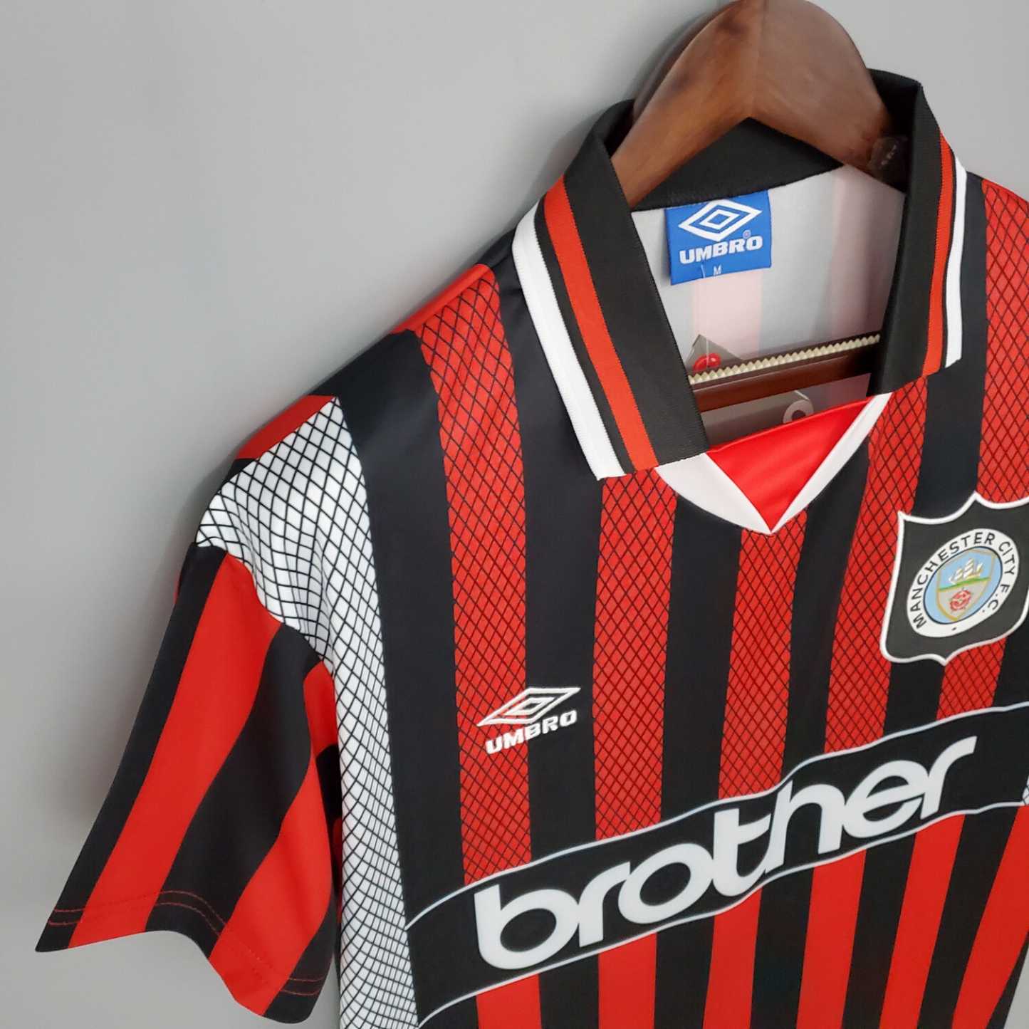 Retro Manchester City Away Shirt 1994/96