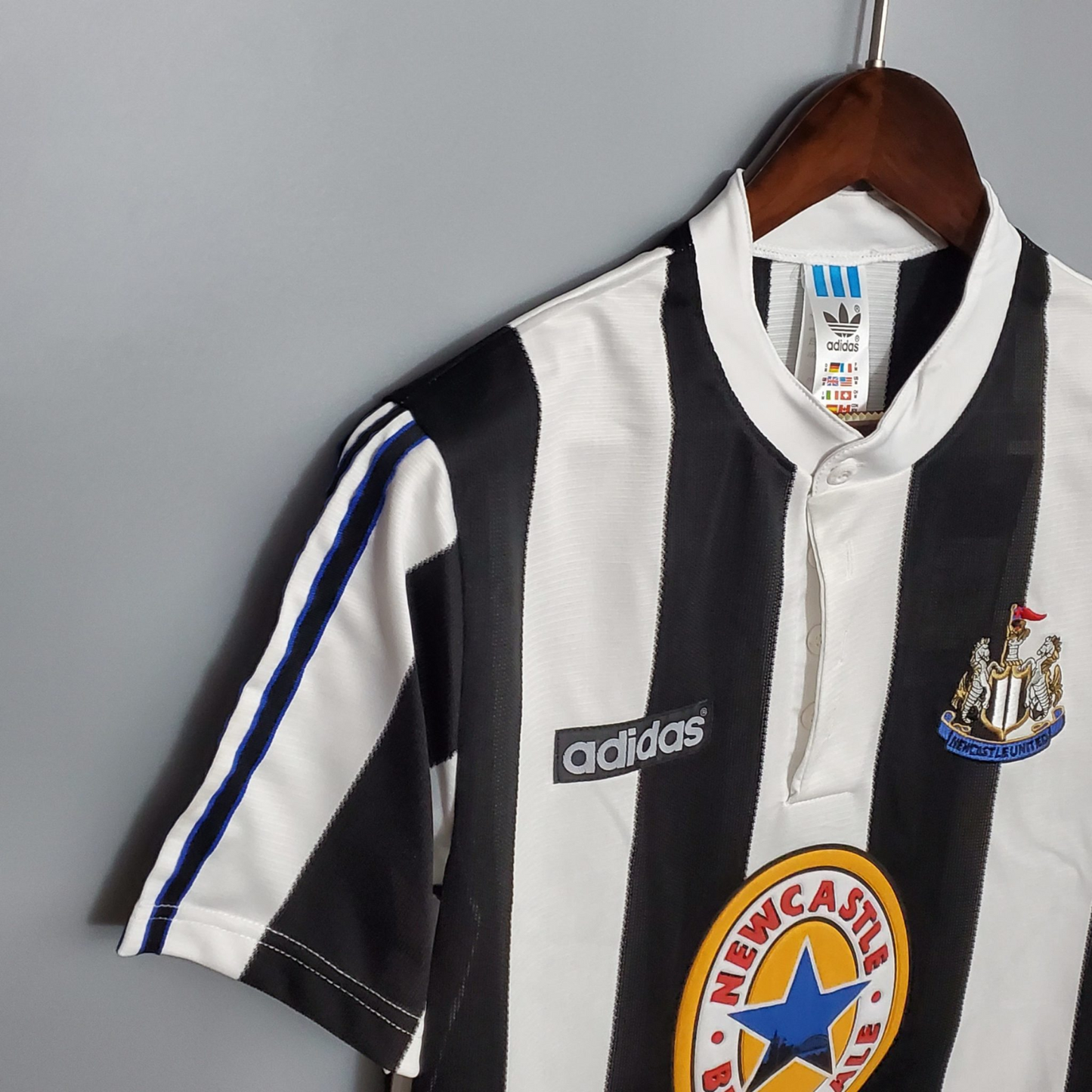 Retro Newcastle United Home Shirt 1995/97