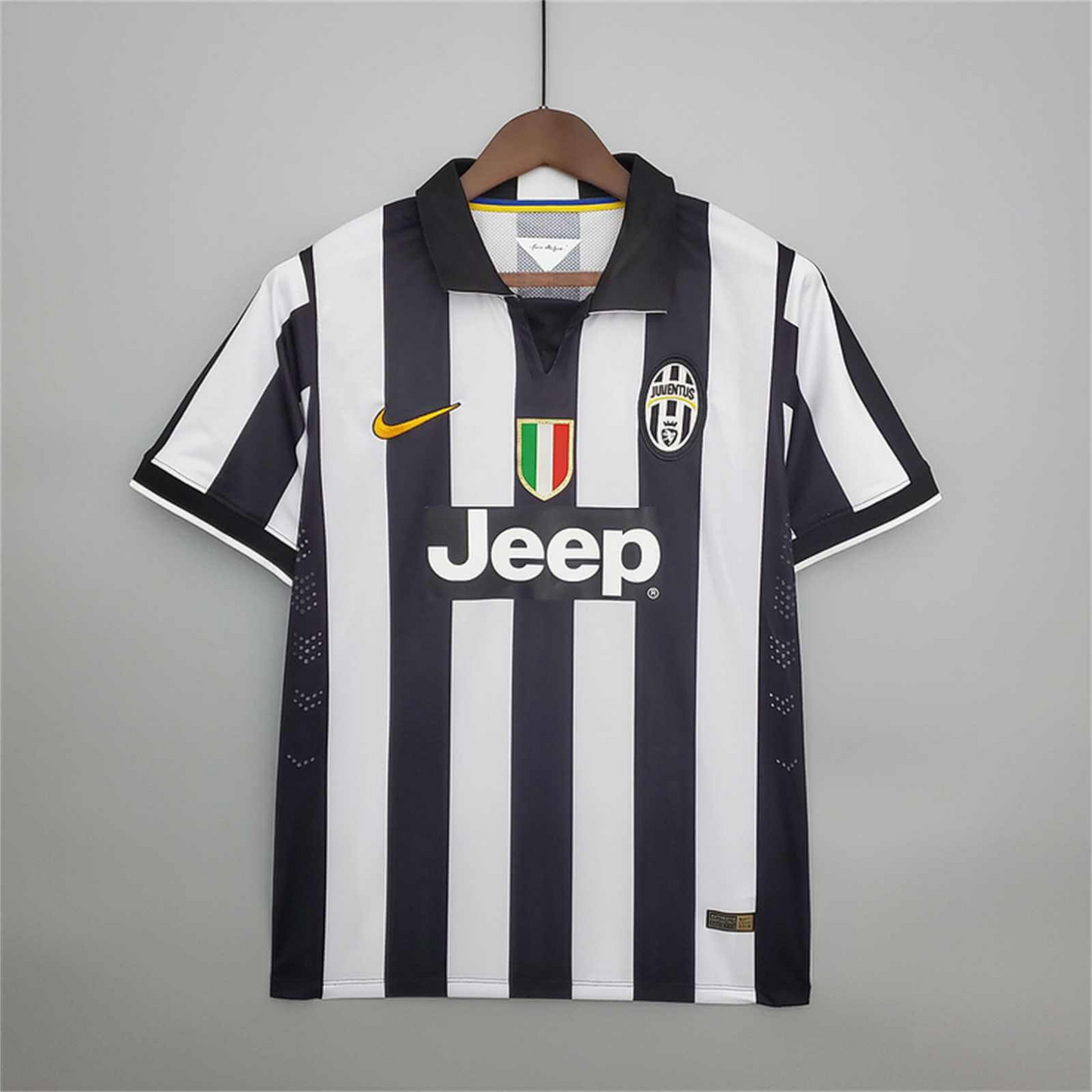 Retro Juventus Home Shirt 2014/15