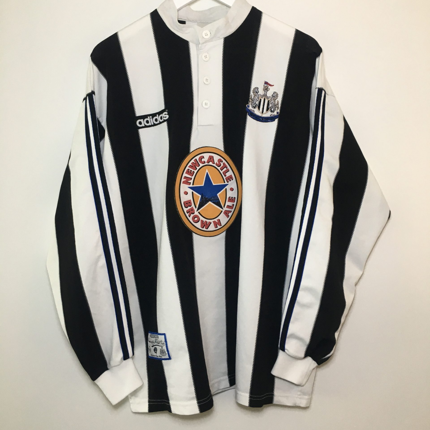 Retro Newcastle United Home Shirt 1995/97