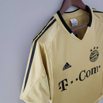 Retro Bayern Munich Away Shirt 2004/05