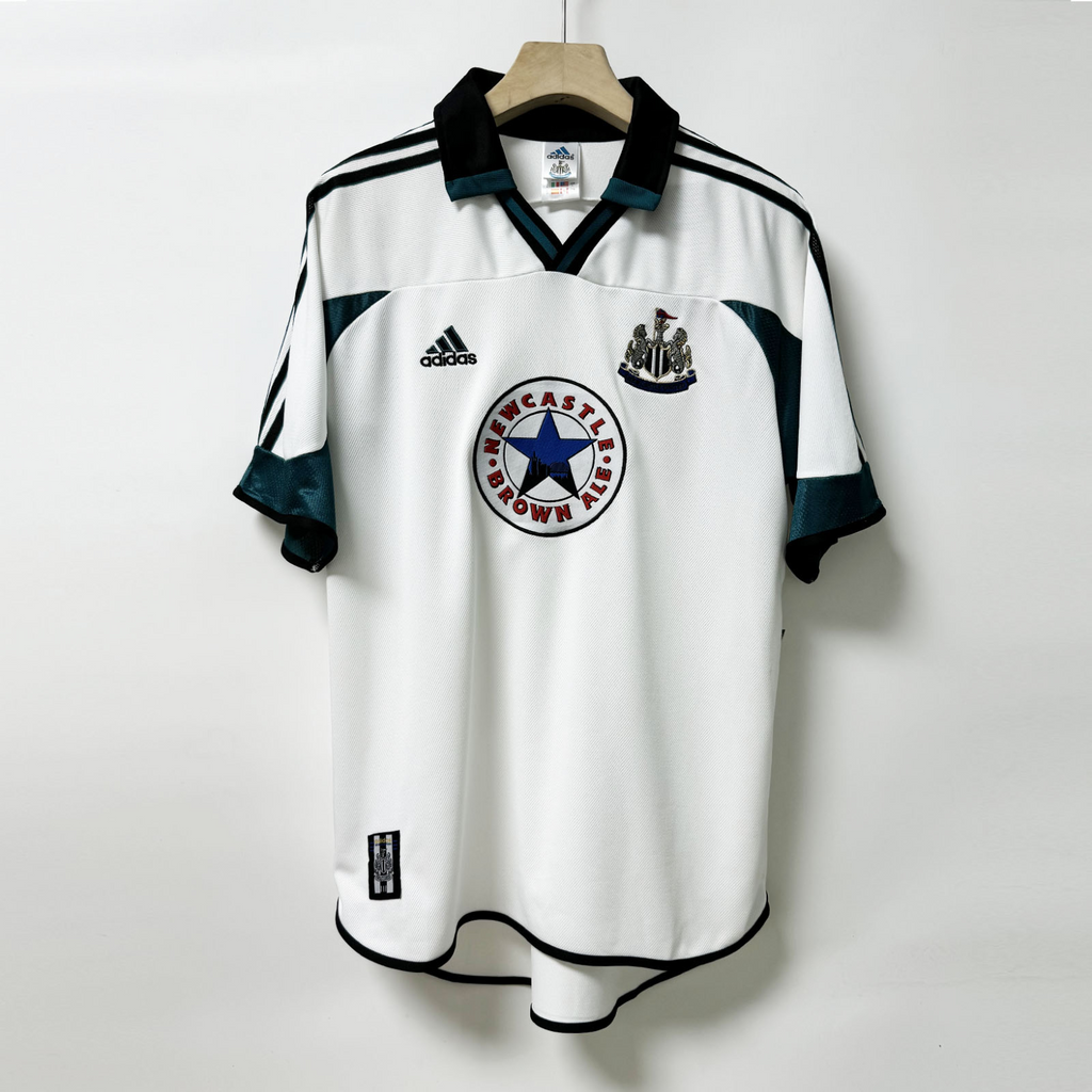 Retro Newcastle United Away Shirt 1999/00