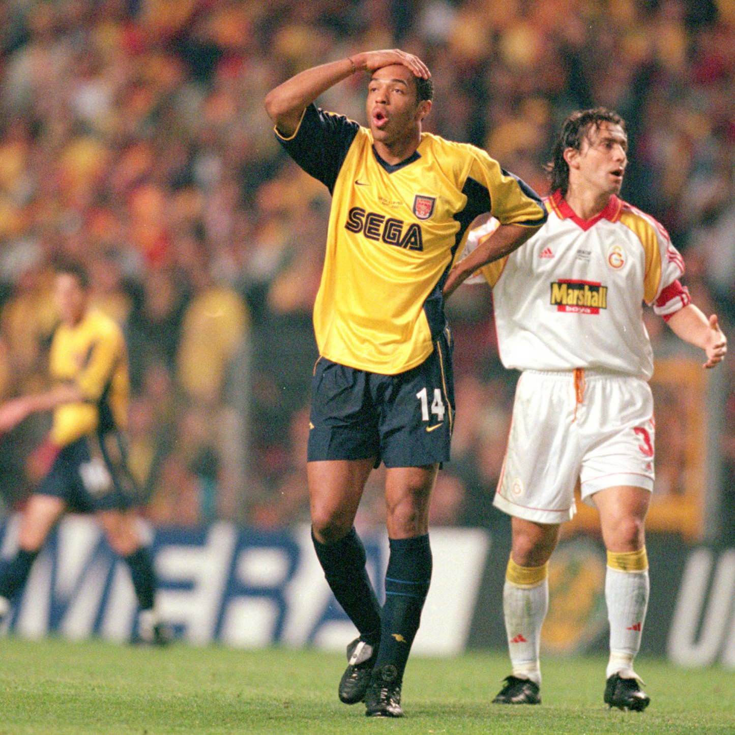 Retro Arsenal Away Shirt 1999/00