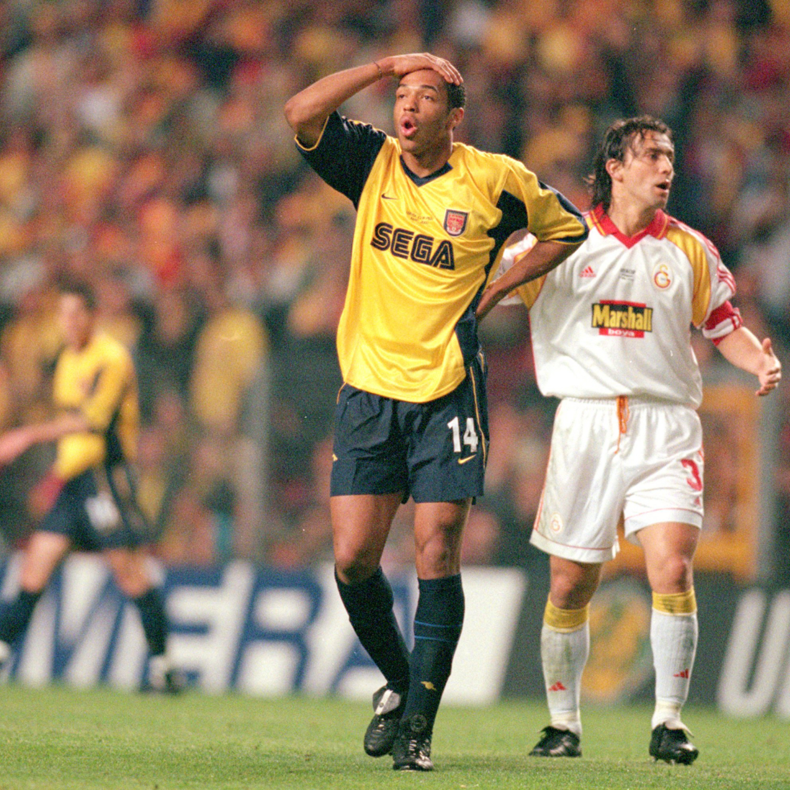 Retro Arsenal Away Shirt 1999/00