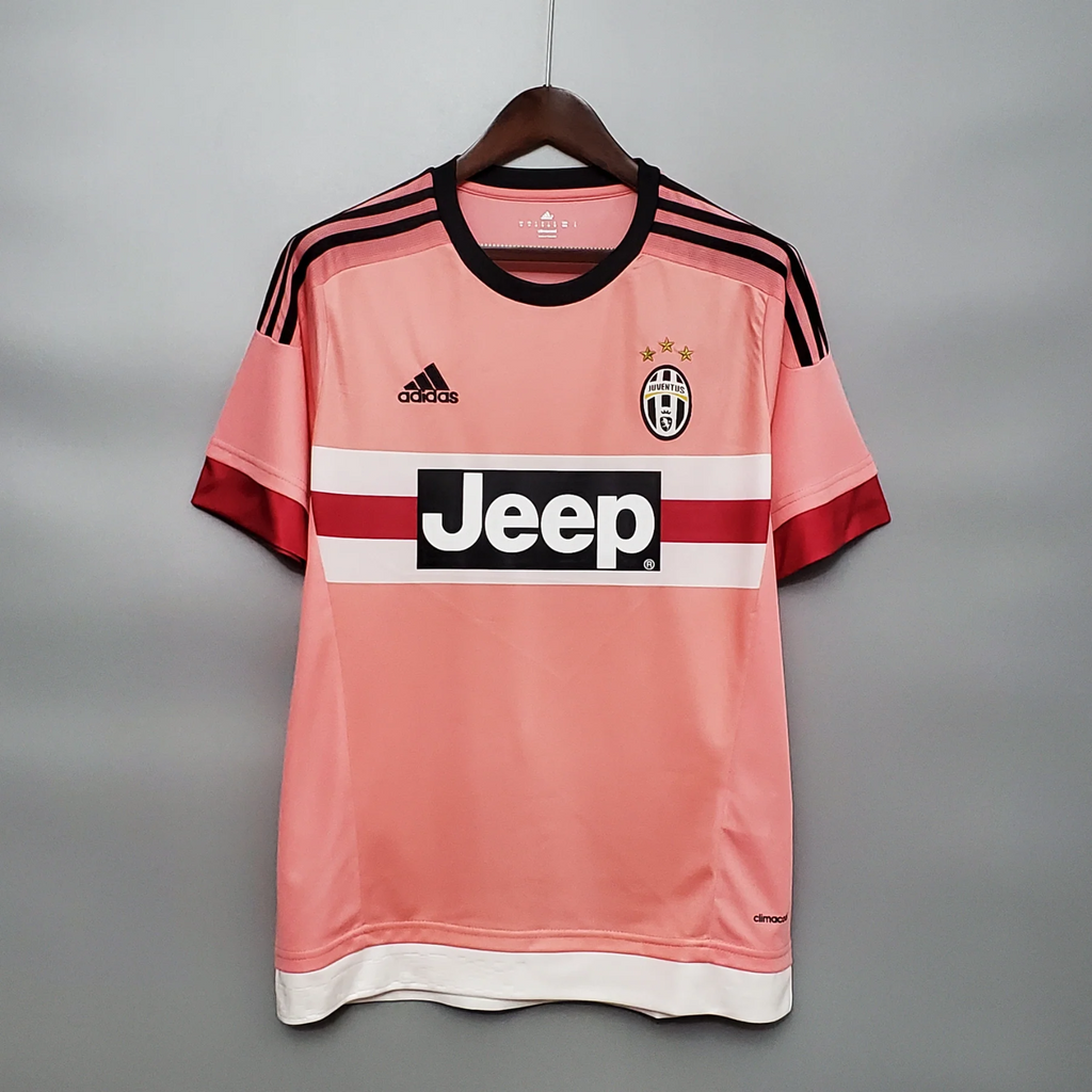 Retro Juventus Away Shirt 2015/16