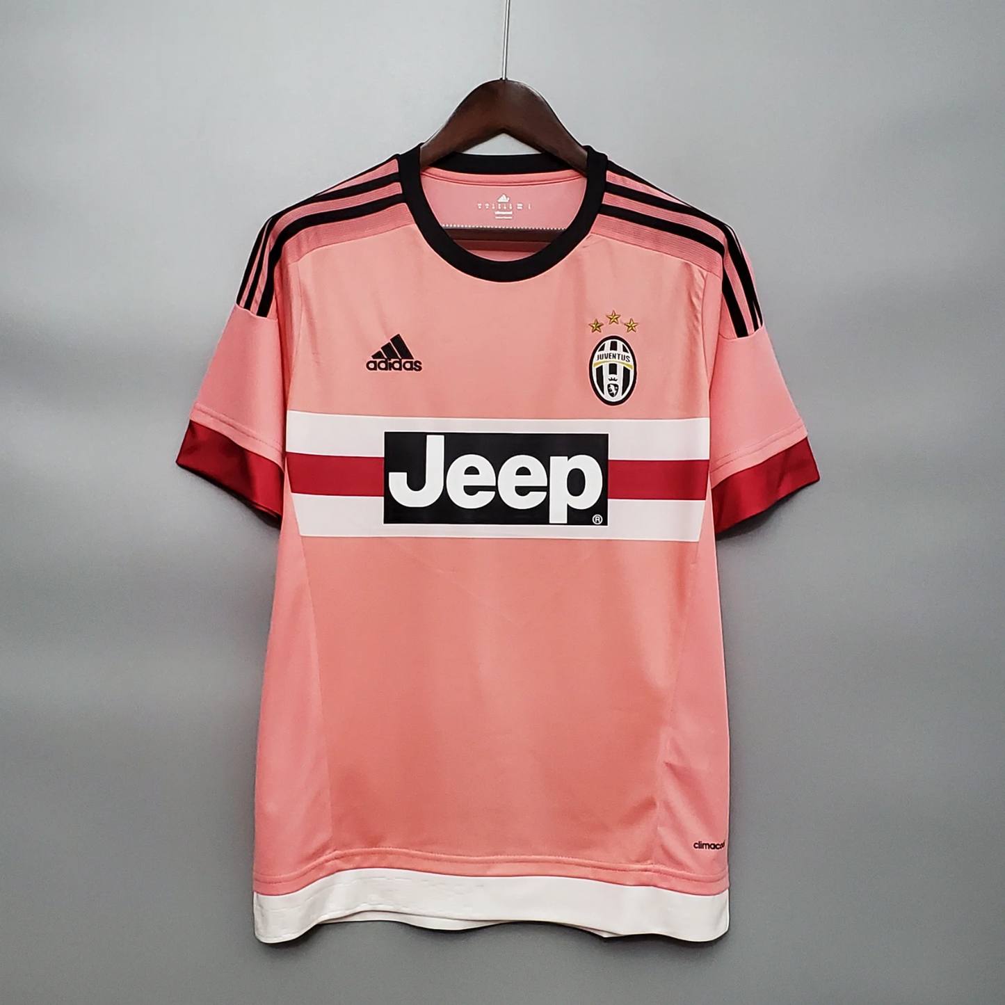 Retro Juventus Away Shirt 2015/16