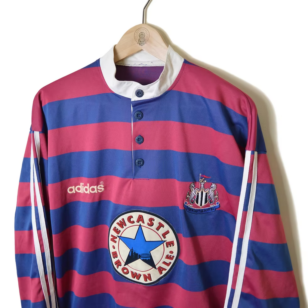 Retro Newcastle United Away Shirt 1995/97