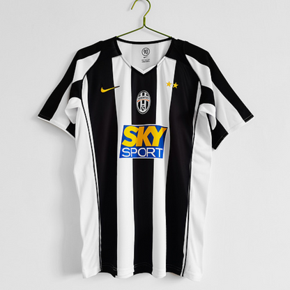 Retro Juventus Home Shirt 2004/05