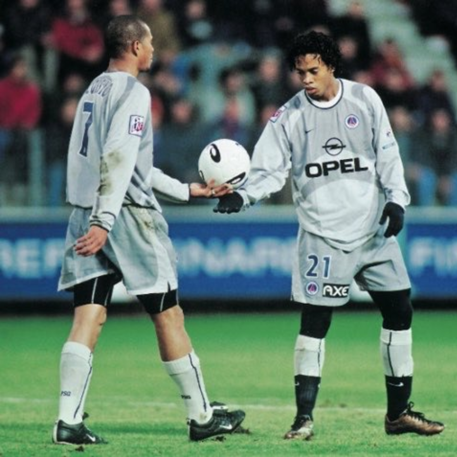 Retro PSG Away Shirt 2001/02