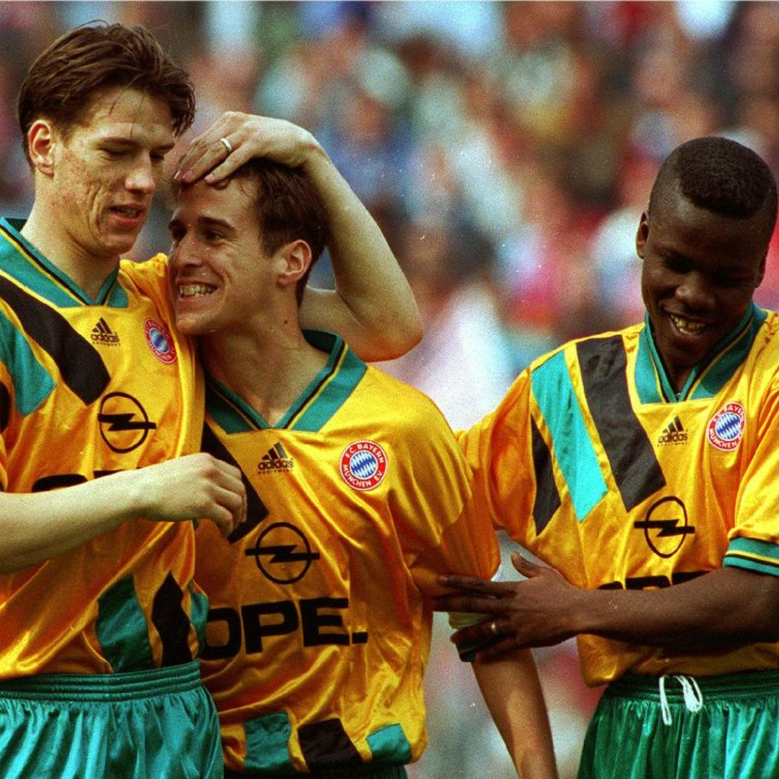 Retro Bayern Munich Away Shirt 1993/95