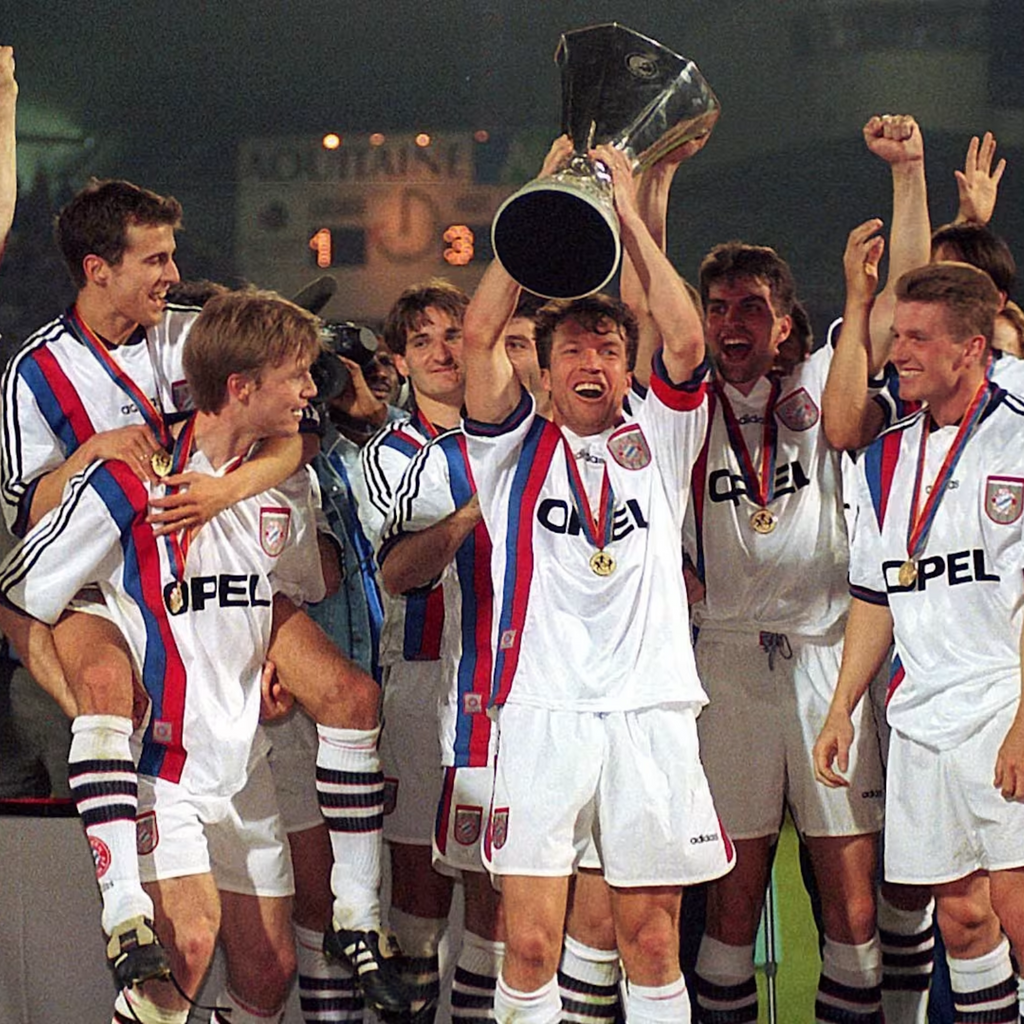 Retro Bayern Munich Away Shirt 1996/98