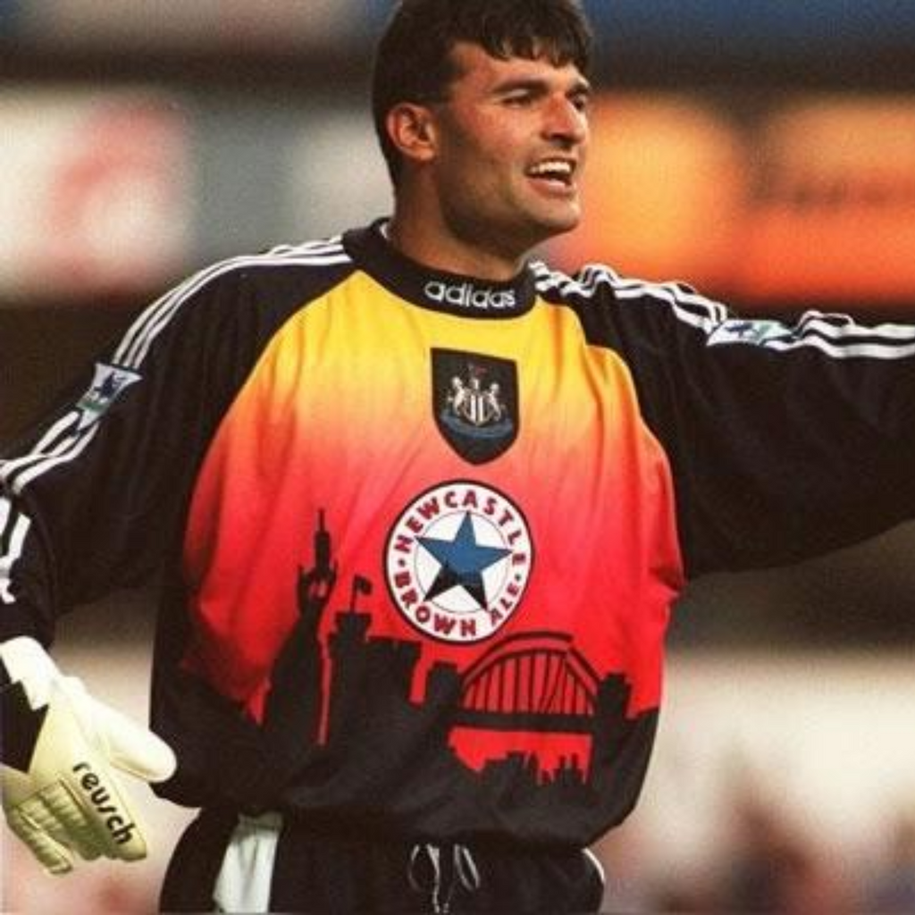 Retro Newcastle United Goalkeeper Shirt 1996/97