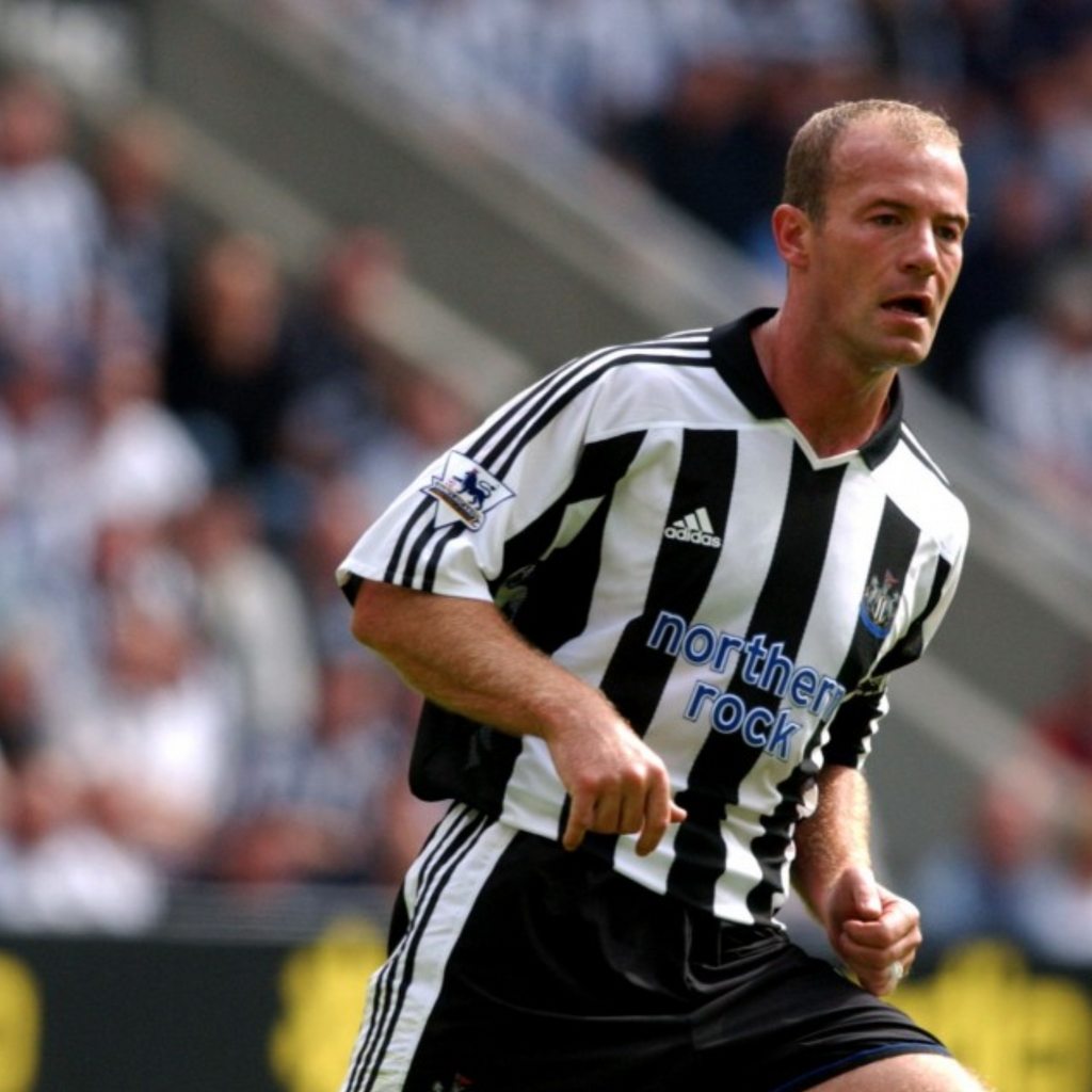 Retro Newcastle United Home Shirt 2003/04