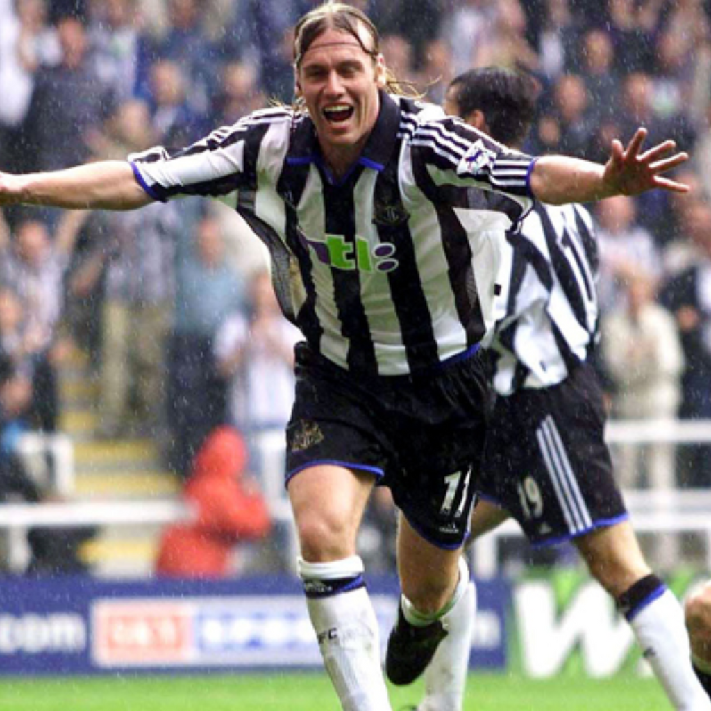 Retro Newcastle United Home Shirt 2000/01