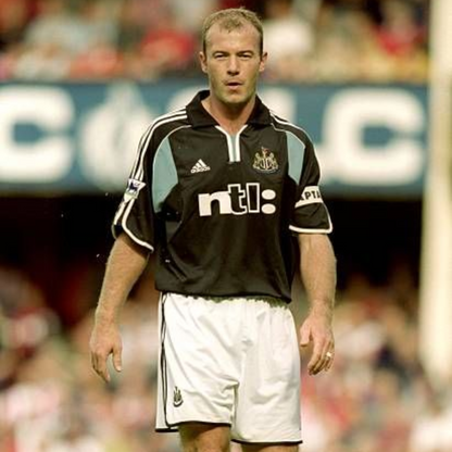 Retro Newcastle United Away Shirt 2000/01