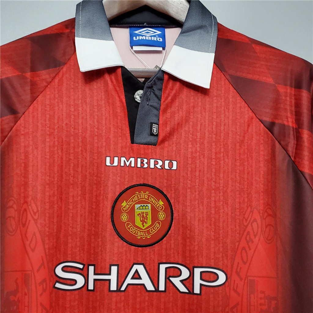Retro Manchester United Home Shirt 1996/97