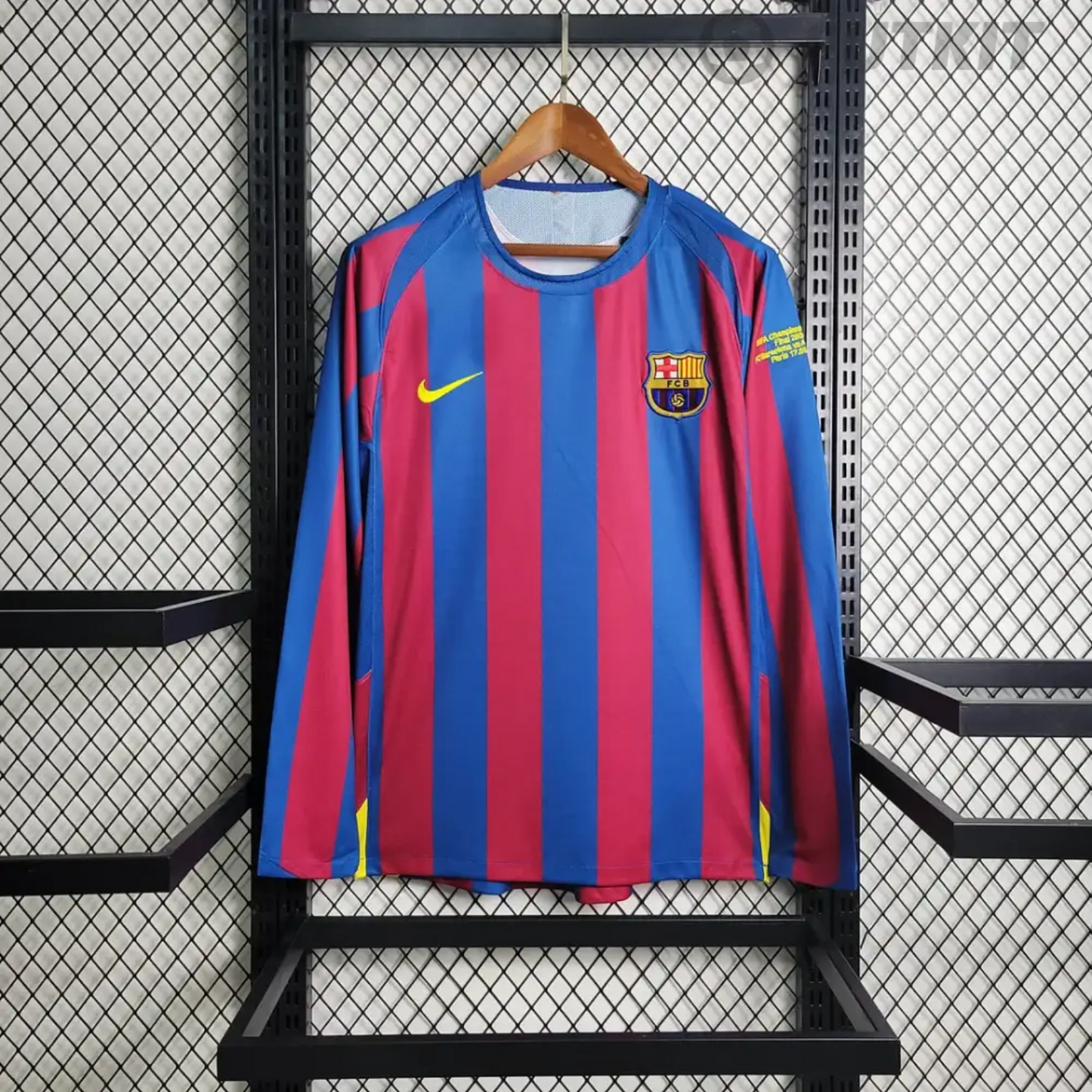 Retro Barcelona Home Shirt 2005/06