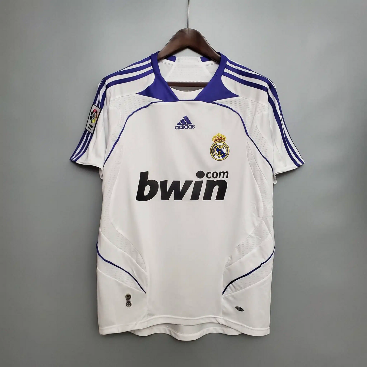 Retro Real Madrid Home Shirt 2007/08