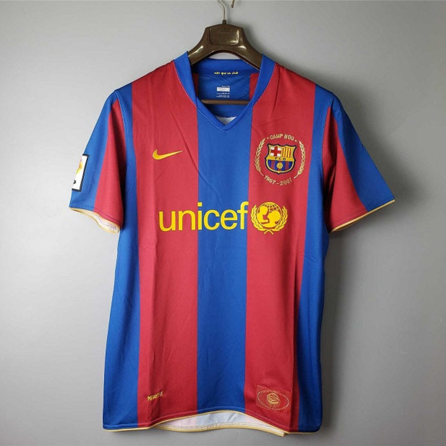 Retro Barcelona Home Shirt 2007/08