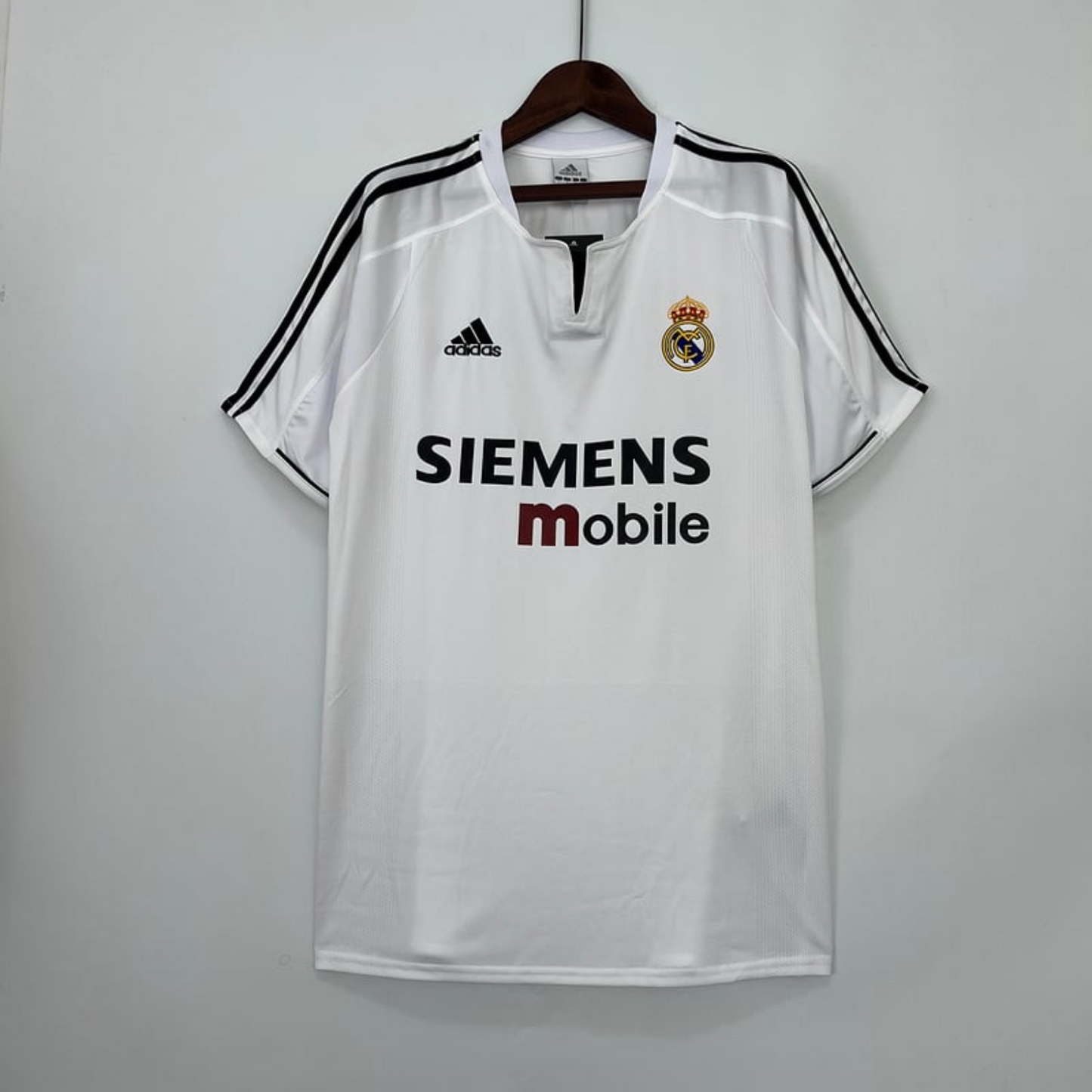 Retro Real Madrid Home Shirt 2003/04