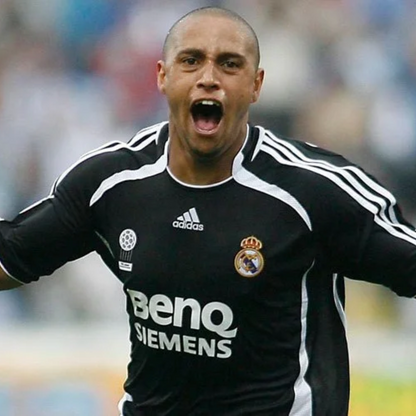 Retro Real Madrid Away Shirt 2006/07