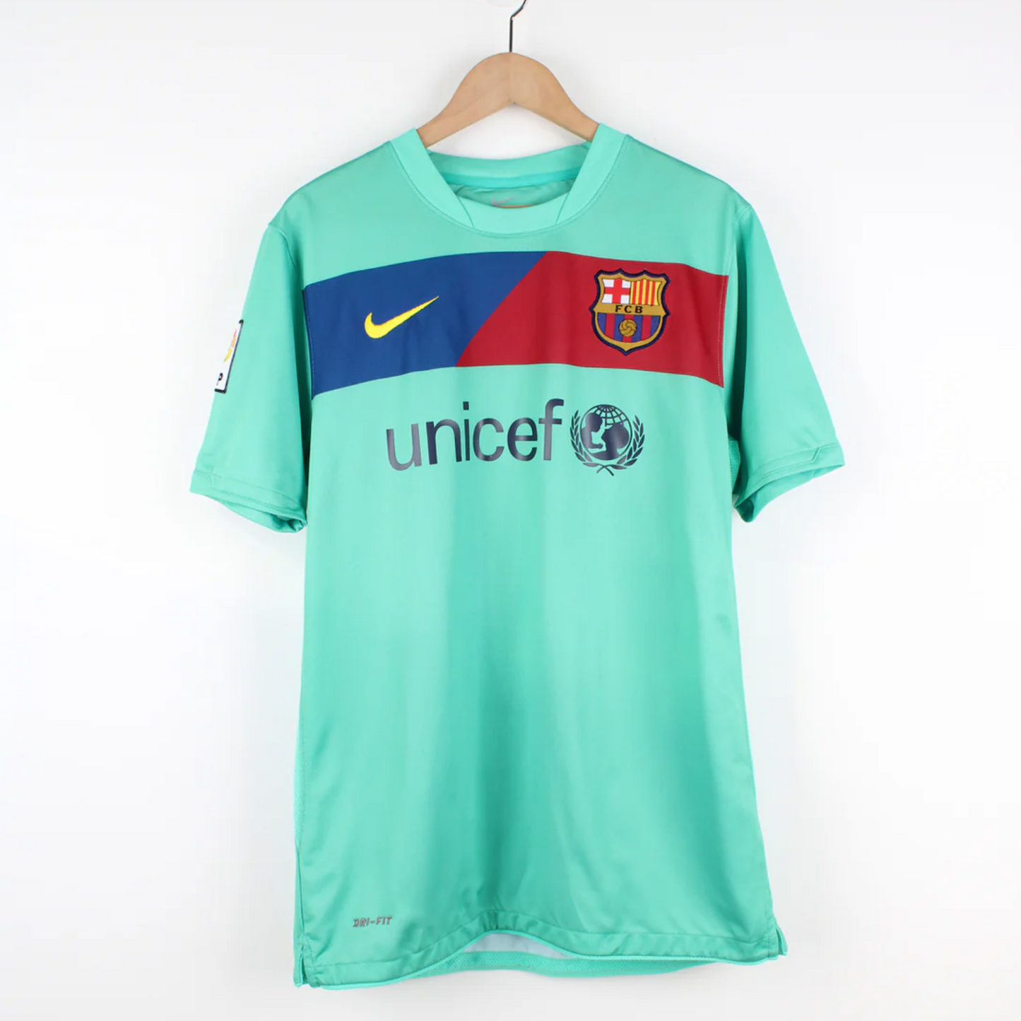 Retro Barcelona Away Shirt 2010/11