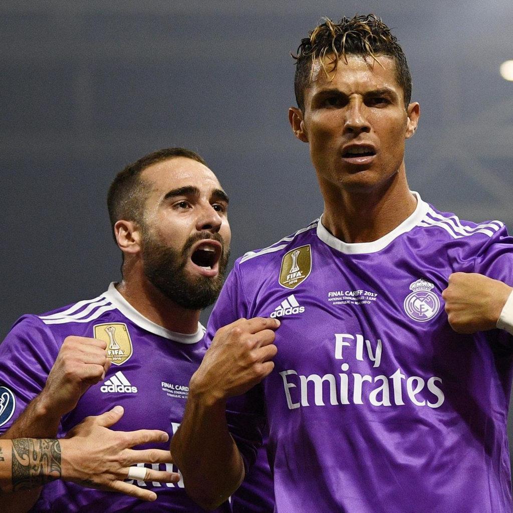 Retro Real Madrid Away Shirt 2016/17