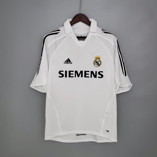 Retro Real Madrid Home Shirt 2005/06