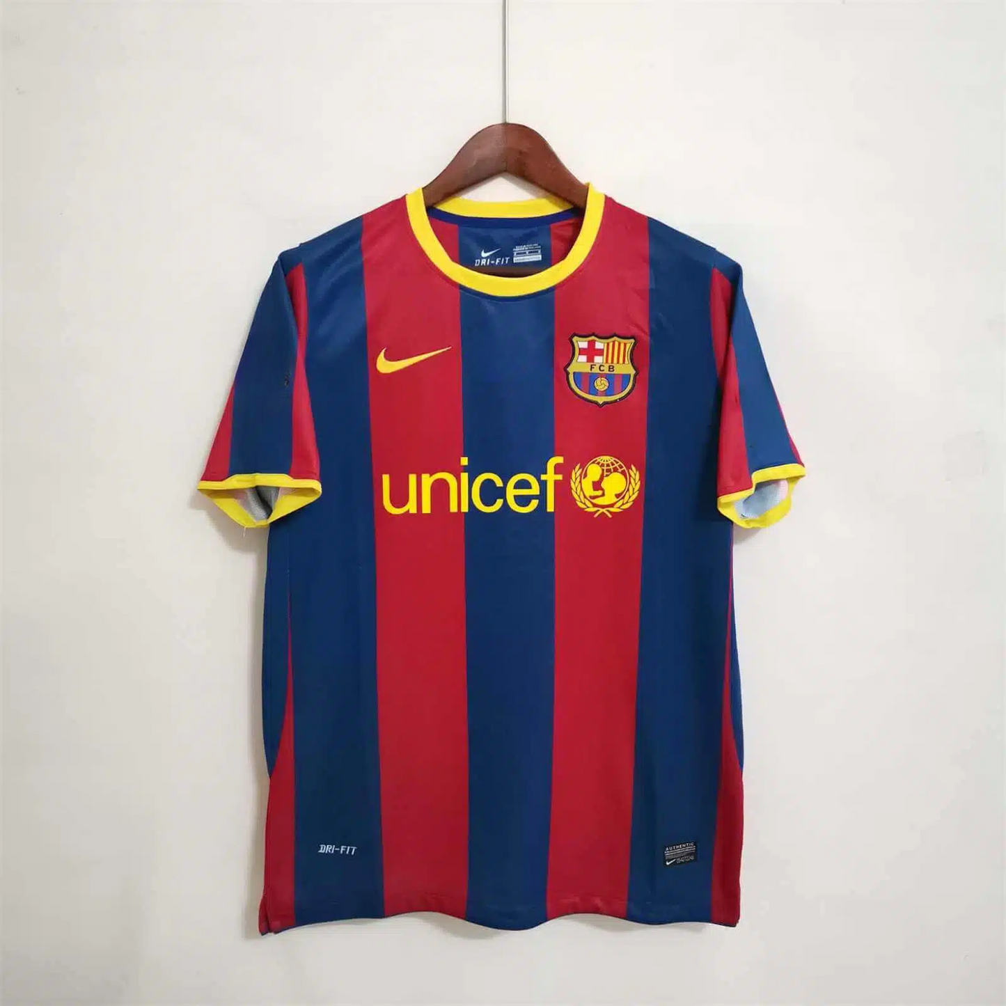 Retro Barcelona Home Shirt 2011/12