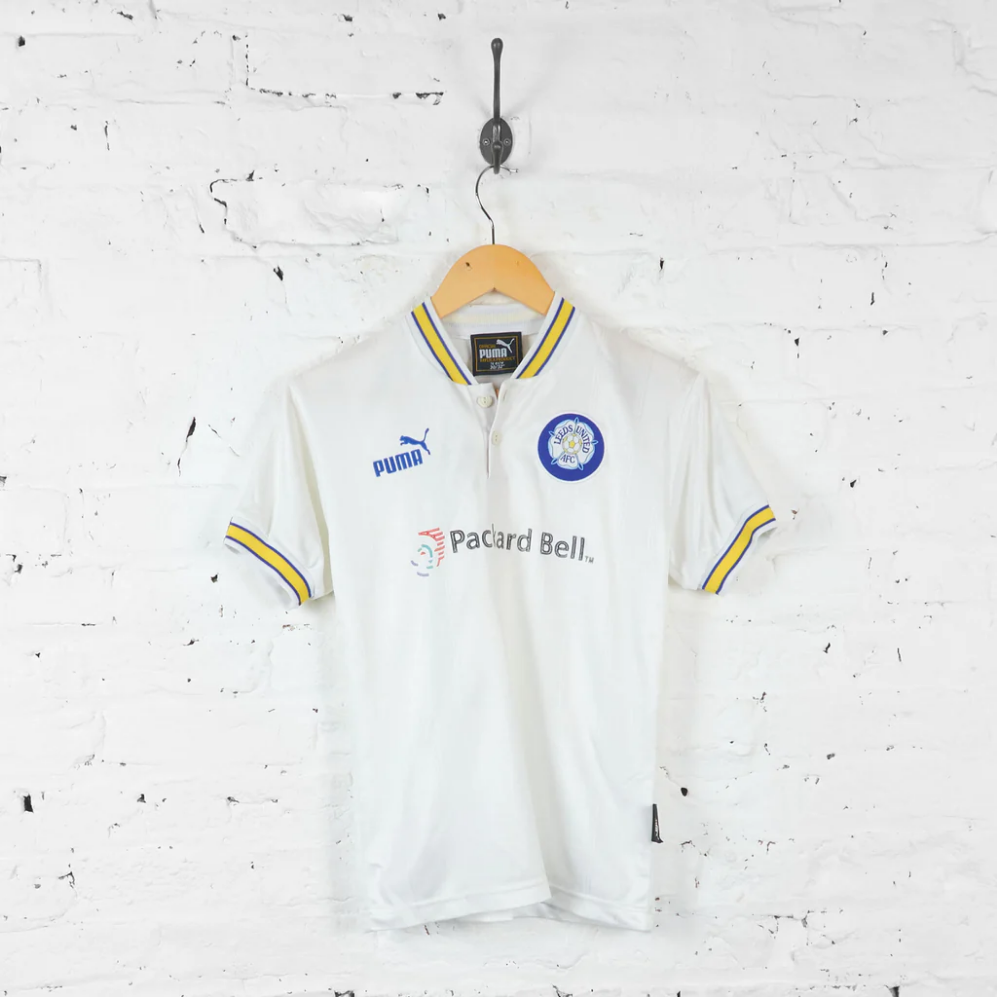 Retro Leeds United Home Shirt 1997/98