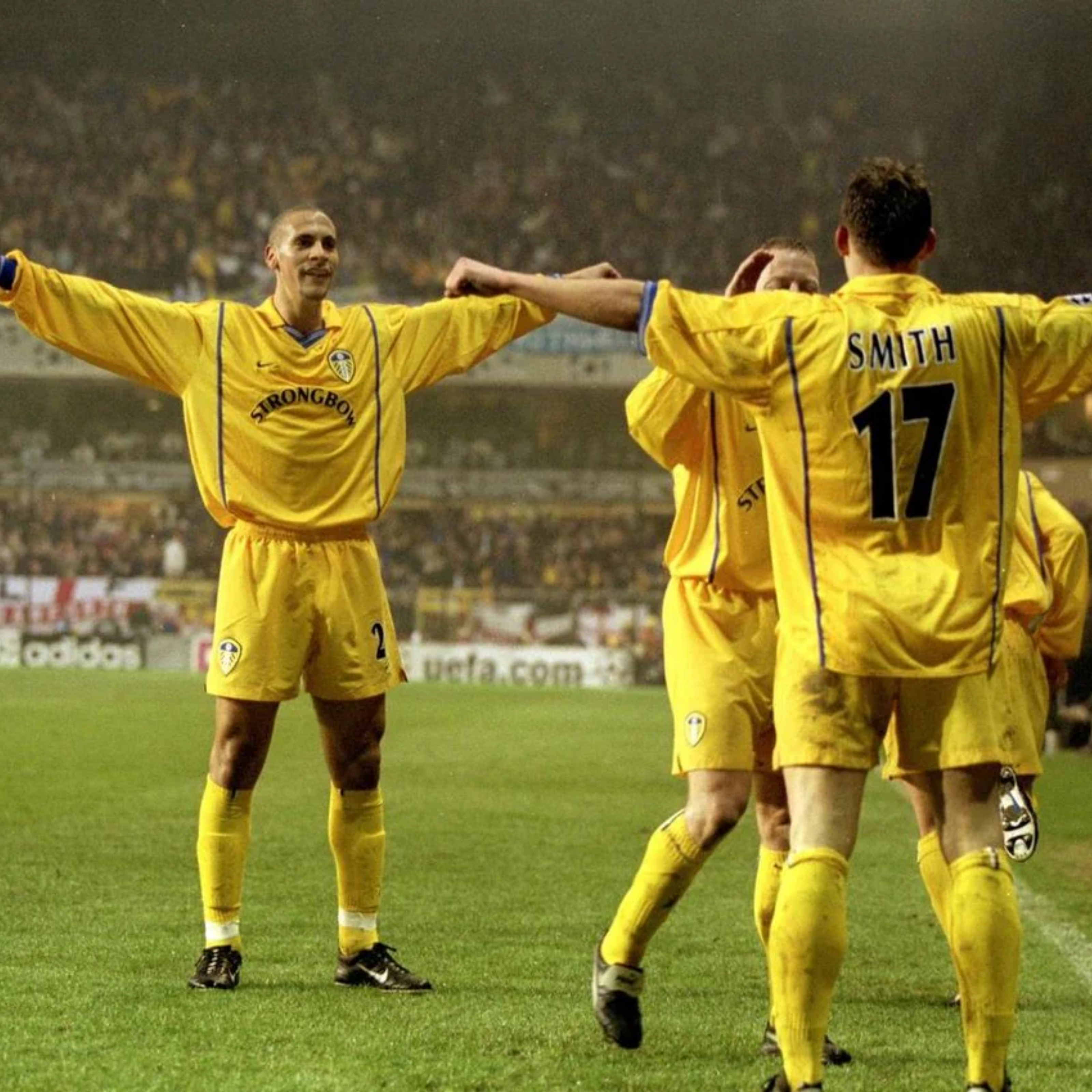 Retro Leeds United Away Shirt 2000/02