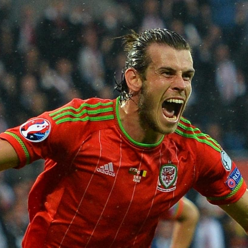 Retro Wales Home Shirt 2015/16